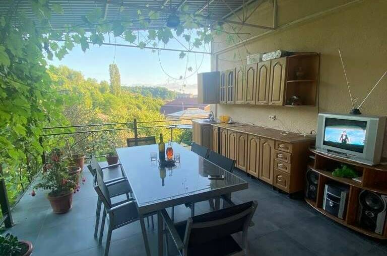 Комплекс коттеджей «Лиана»