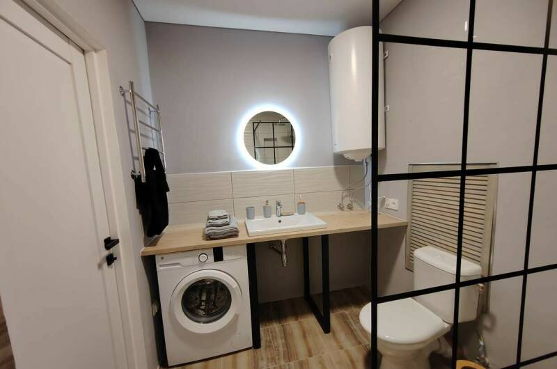 Квартира студия с видом на море в центре