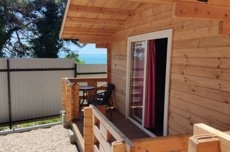 Домики на берегу моря