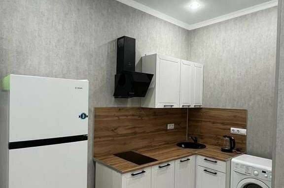 Студия на Абазгаа