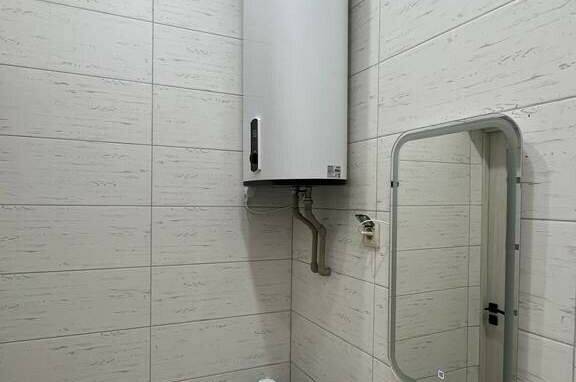 Студия на Абазгаа