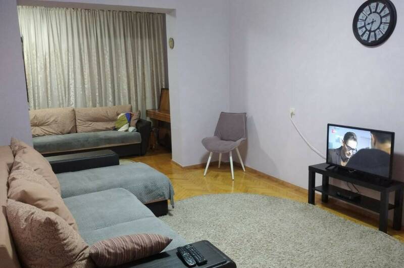 Трехкомнатная квартира у моря