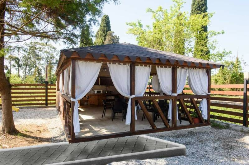 Эко-комплекс «Эмилия»