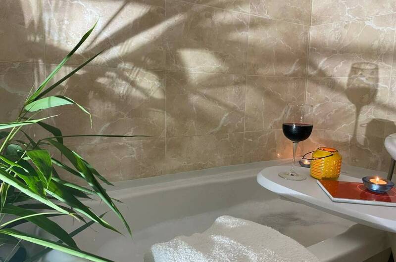 Солнечная, видовая квартира в центре