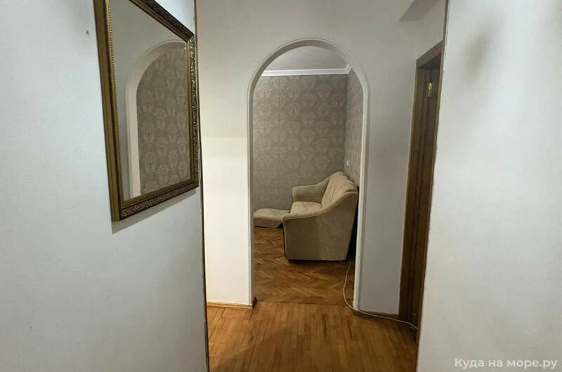 Двухкомнатная квартира возле храма