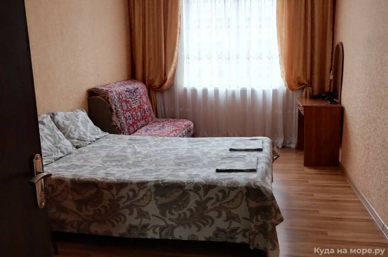 Трехкомнатная в центре