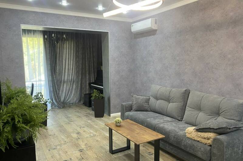 2-х комнатная квартира на Карьерной