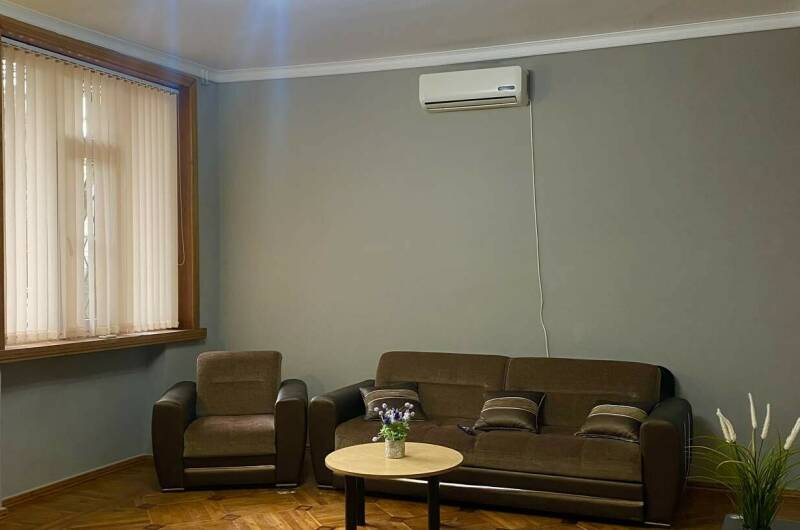 Двухкомнатная квартира на берегу моря