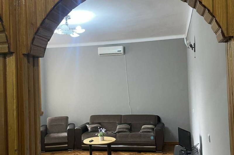 Двухкомнатная квартира на берегу моря