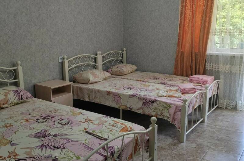 Гостевой дом «Золотая бухта 12»