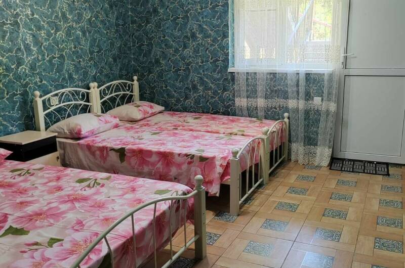 Гостевой дом «Золотая бухта 12»