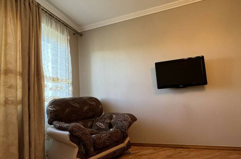 Однокомнатная квартира в центре Сухума