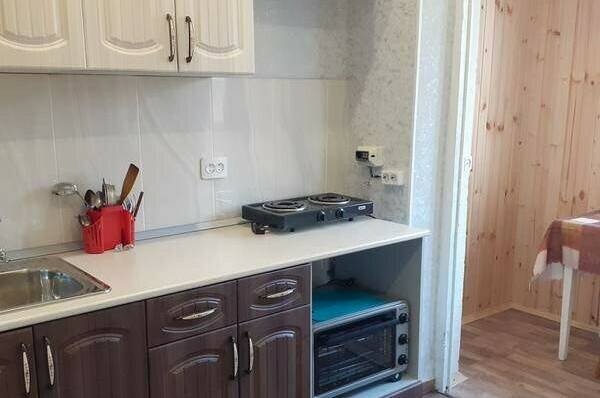 Двухкомнатная квартира в центре Пицунды