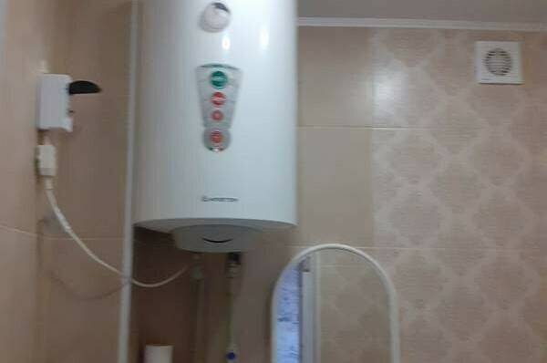 Двухкомнатная квартира в центре Пицунды