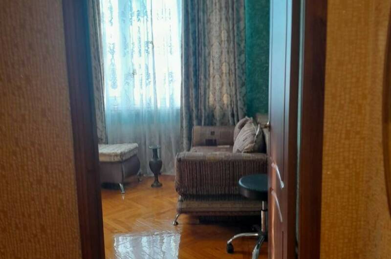 Двухкомнатная квартира в хорошем районе