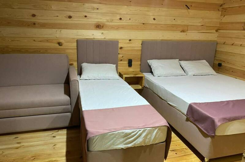 Коттеджный комплекс «SANDRO &amp; MILANII»