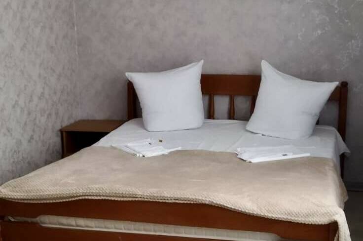 Апартаменты с небольшим двориком