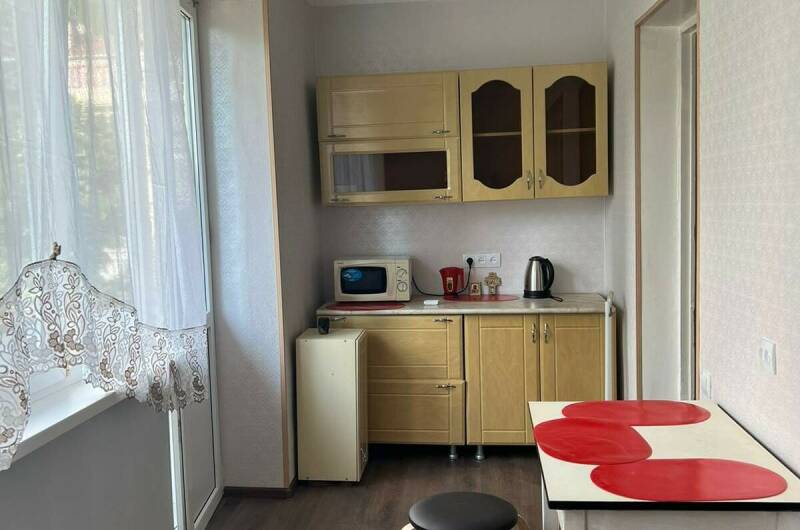 Трехкомнатная квартира на берегу моря