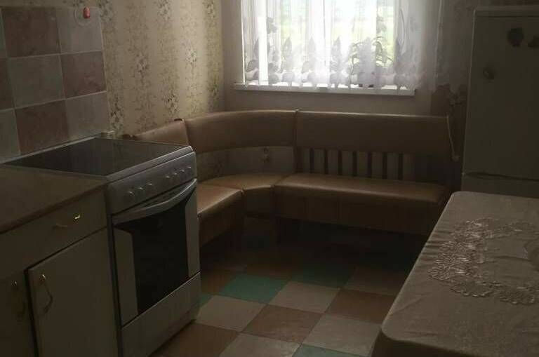 Трехкомнатная квартира на Агрба