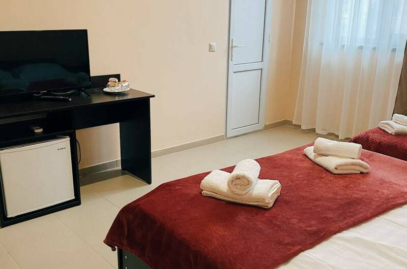 Отель «A-more»