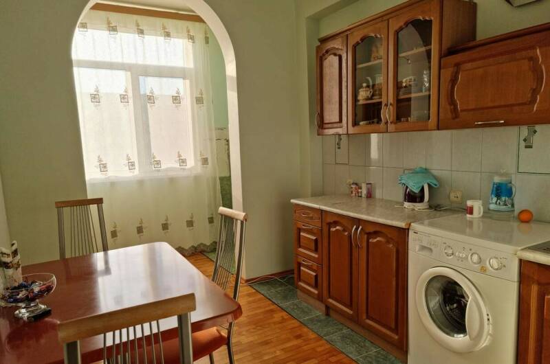 2-х комнатная квартира в Гагре