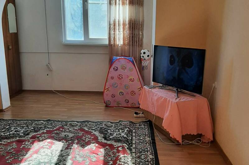 Трехкомнатная квартира на берегу моря