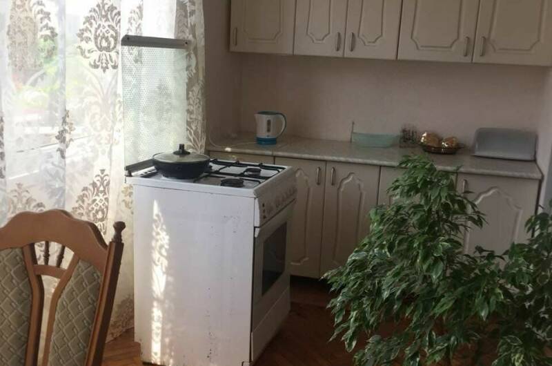 Трехкомнатная квартира на берегу моря