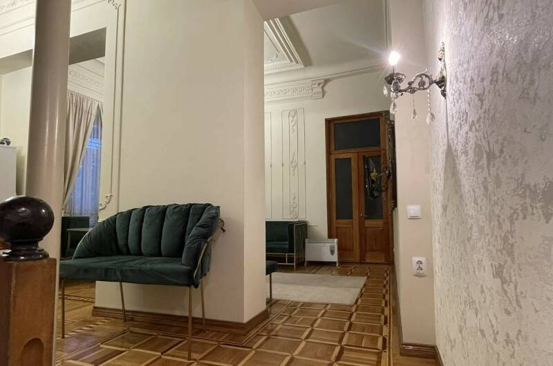 Роскошные апартаменты в историческом здании