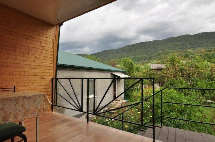 Частный сектор на Абовяна 12