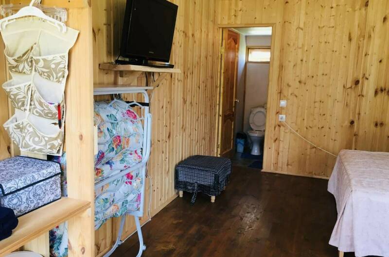 Деревянный домик на Кольцевой