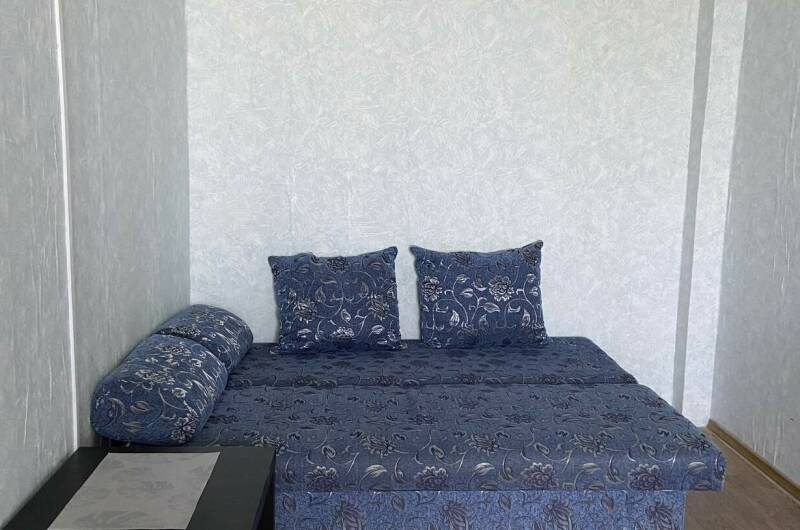 Уютная двухкомнатная квартира в Пицунде