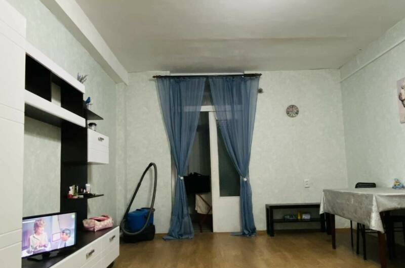 Уютная двухкомнатная квартира в Пицунде