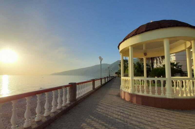 Однокомнатная квартира у самого моря