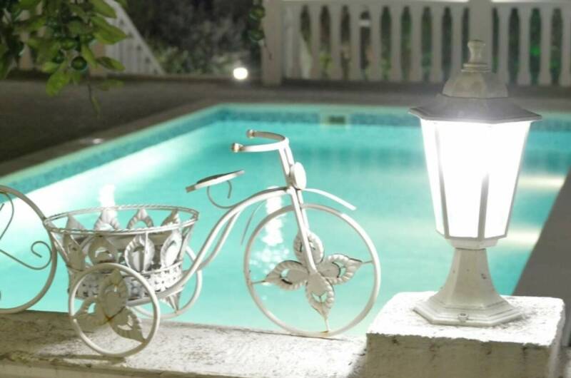 Отель «White Hotel»