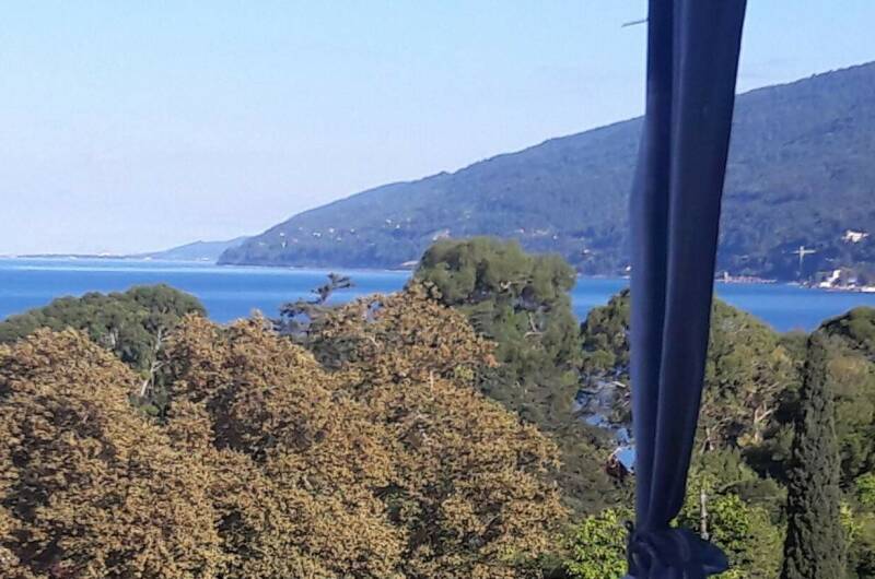 Прекрасный дом с видом на море