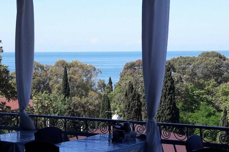 Прекрасный дом с видом на море