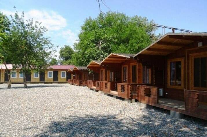 Гостевой комплекс «Три тополя»