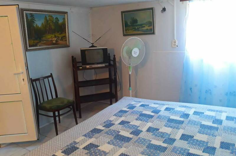 Душевный домик рядом с морем и озером