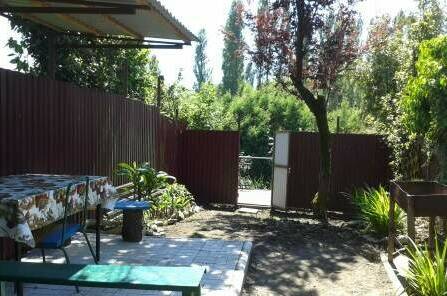 Душевный домик рядом с морем и озером