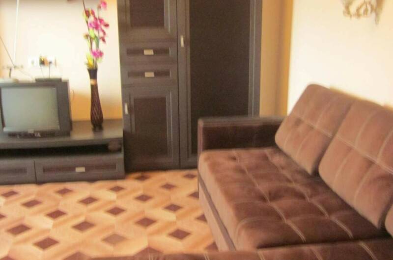 Двухкомнатная квартира на берегу моря