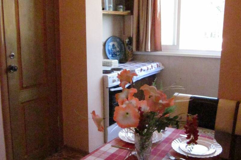 Двухкомнатная квартира на берегу моря