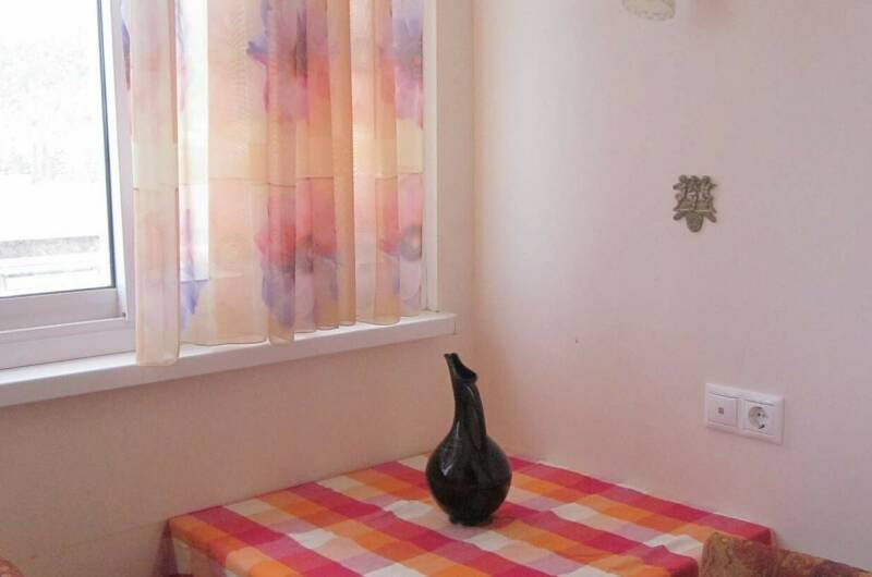 Двухкомнатная квартира на берегу моря