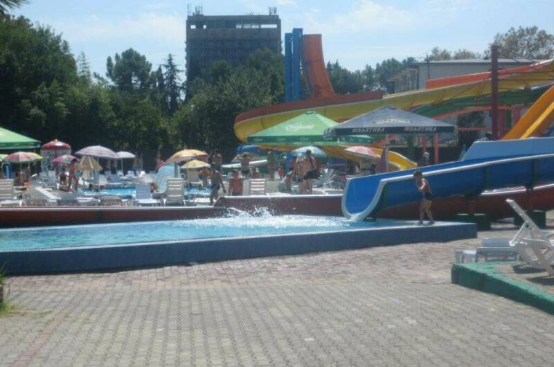 Двухкомнатная квартира возле моря