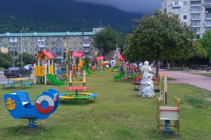 Двухкомнатная квартира возле моря