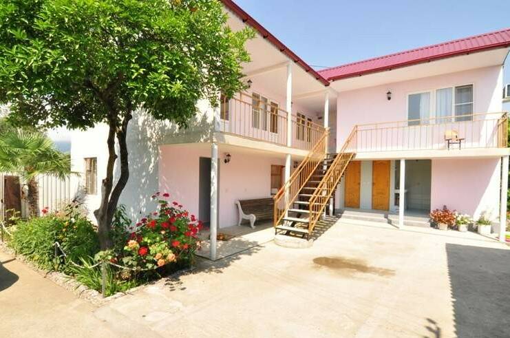 Гостевой дом «На Абовяна 4»