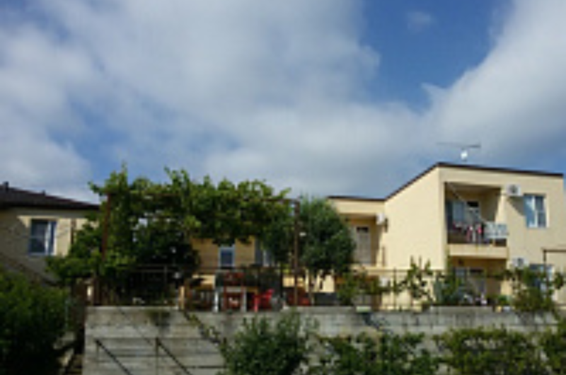 Гостевой дом на Лапстинской 15