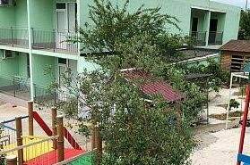 Гостевой дом на Лапстинской 15