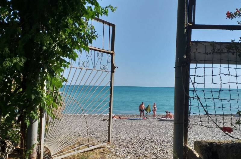 Гостевой дом на первой линии «У Юрия»