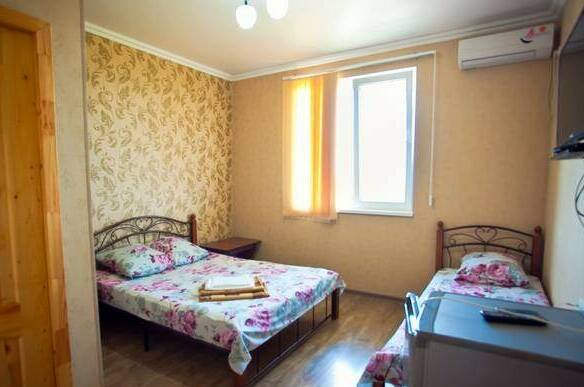 Частный дом «В гостях у Любы»