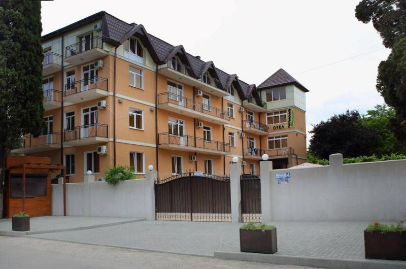 Отель «Кипарис»
